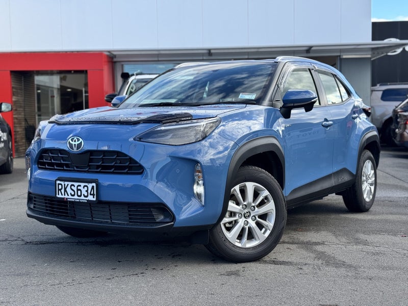 2025 Toyota Yaris Cross GX 1.5P HEV ECVT FWD image 3