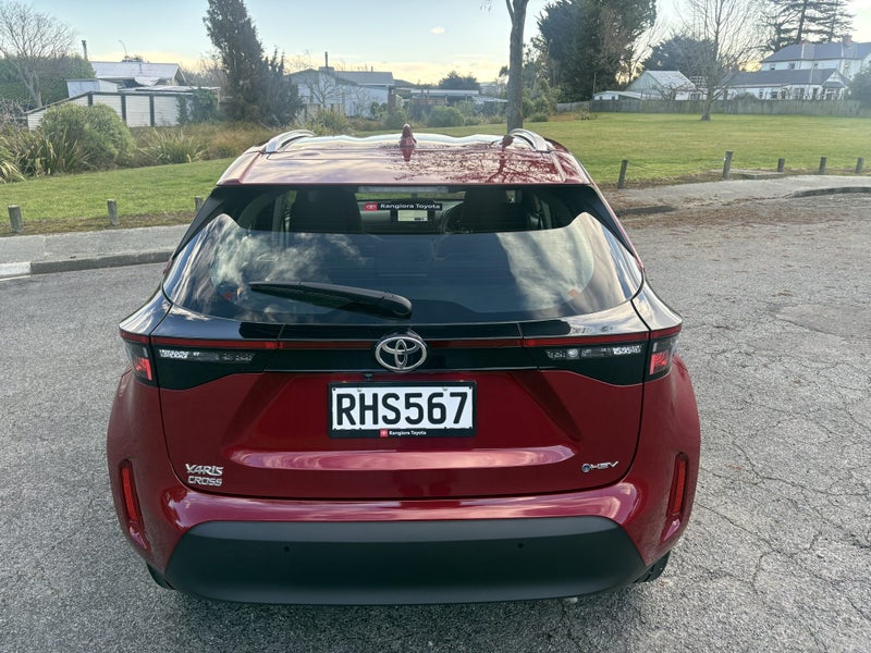 2025 Toyota Yaris Cross GX 1.5P HEV ECVT FWD SU... image 4