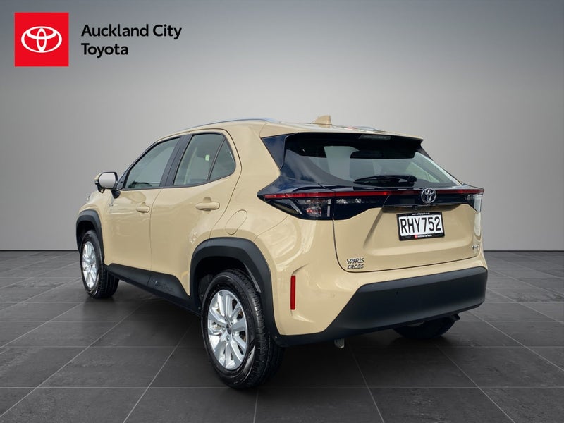 2025 Toyota Yaris Cross GX 1.5P HEV ECVT FWD SU... image 5