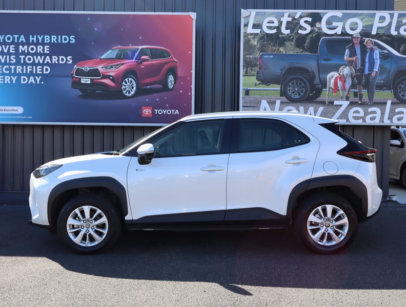 2025 Toyota Yaris Cross GX 1.5P HEV ECVT FWD SU... image 5
