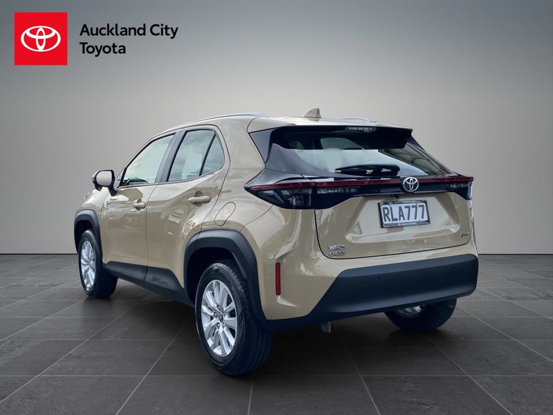 2025 Toyota Yaris Cross GX 1.5P HEV ECVT FWD SU... image 5