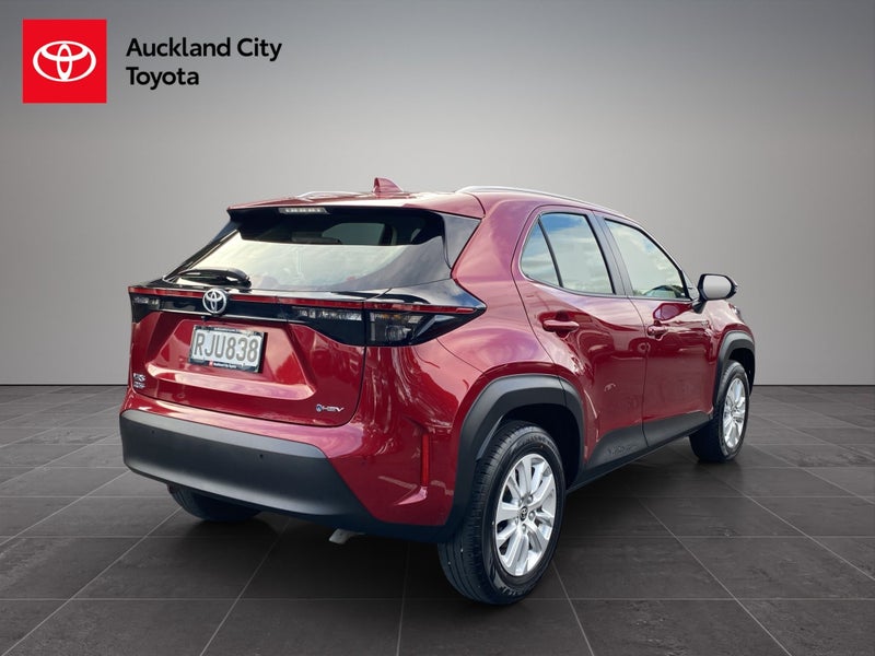 2025 Toyota Yaris Cross GX 1.5P HEV ECVT FWD SU... image 3