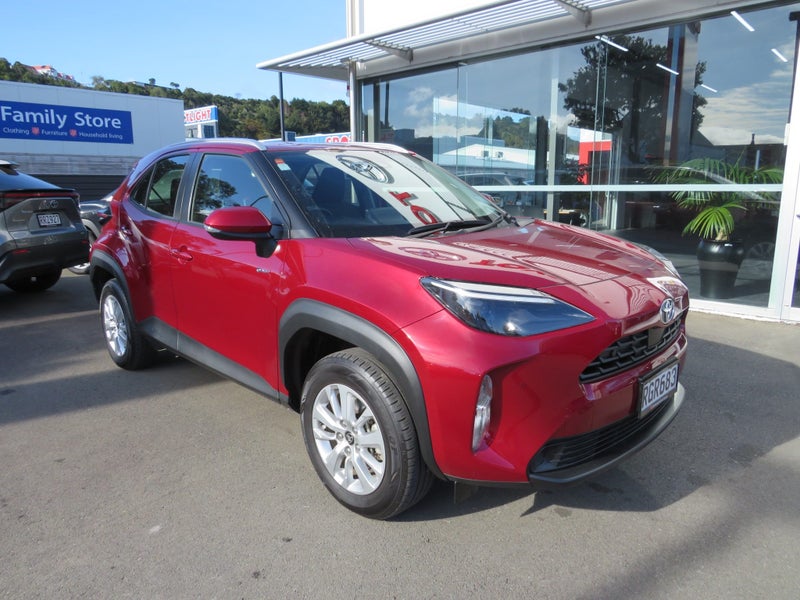 2025 Toyota Yaris Cross GX 1.5P HEV ECVT FWD SU... image 2