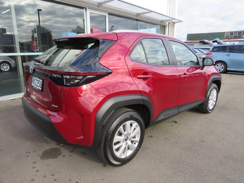 2025 Toyota Yaris Cross GX 1.5P HEV ECVT FWD SU... image 5