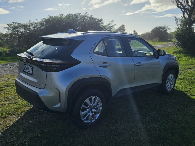 2025 Toyota Yaris Cross GX 1.5P HEV ECVT FWD SU... image 5