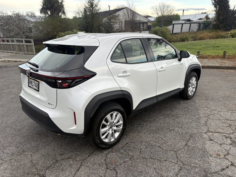 2025 Toyota Yaris Cross GX 1.5P HEV ECVT FWD SU... image 5
