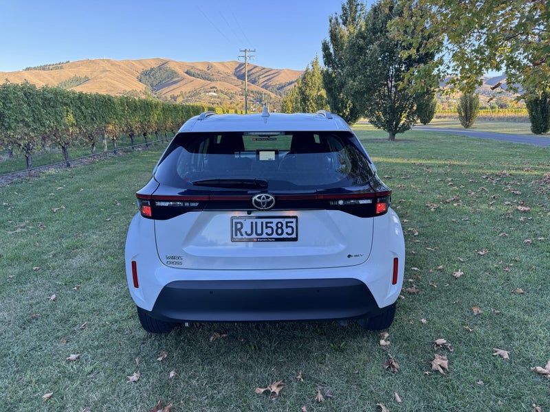 2025 Toyota Yaris Cross GX 1.5P HEV ECVT FWD SU... image 5