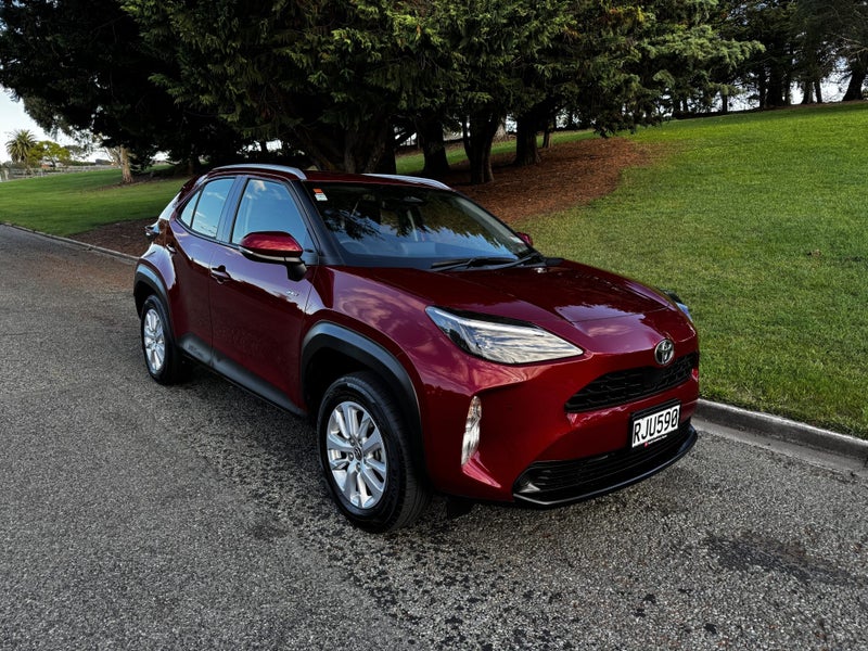 2025 Toyota Yaris Cross GX 1.5P HEV ECVT FWD SU... image 2