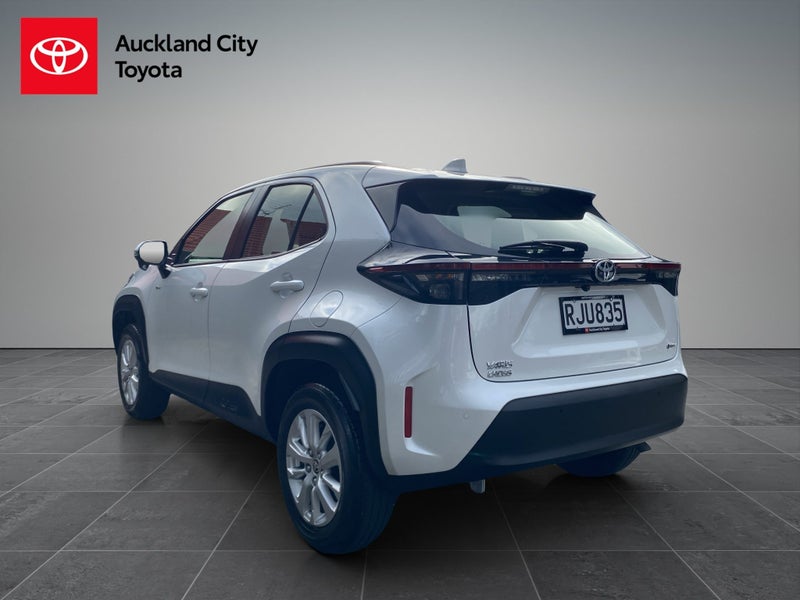 2025 Toyota Yaris Cross GX 1.5P HEV ECVT FWD SU... image 5
