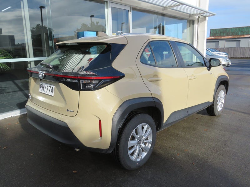 2025 Toyota Yaris Cross GX 1.5P HEV ECVT FWD SU... image 5