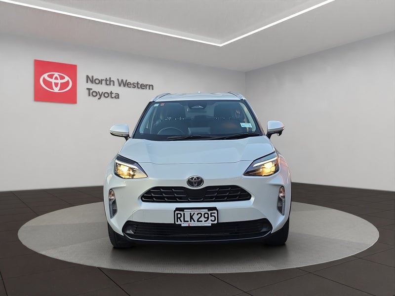 2025 Toyota Yaris Cross GX 1.5P HEV ECVT FWD SU... image 2