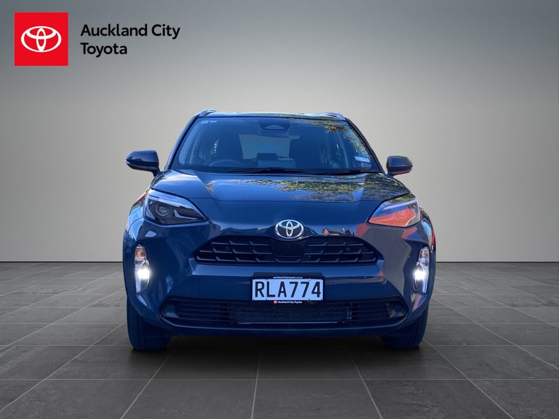 2025 Toyota Yaris Cross GX 1.5P HEV ECVT FWD SUV image 2