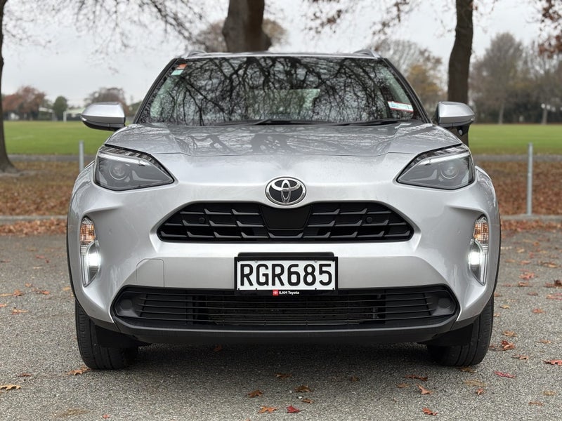 2025 Toyota Yaris Cross GX 1.5P HEV FWD SUV image 2