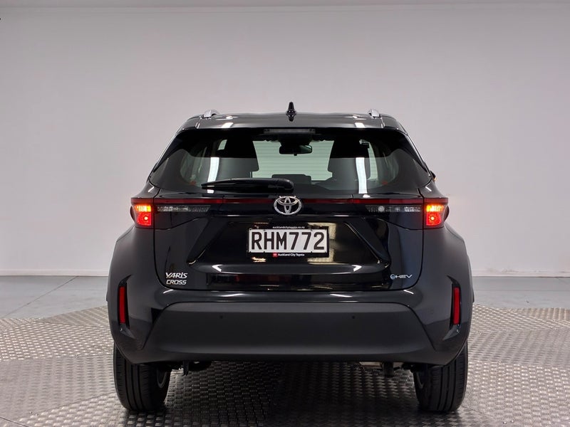 2025 Toyota Yaris Cross GX 1.5P Hybrid image 4