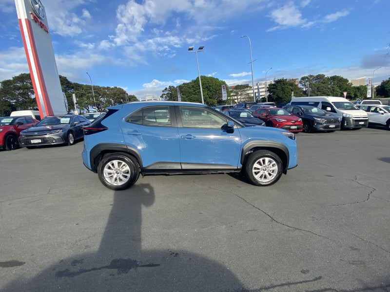 2025 Toyota Yaris Cross GX 1.5P Hybrid image 2