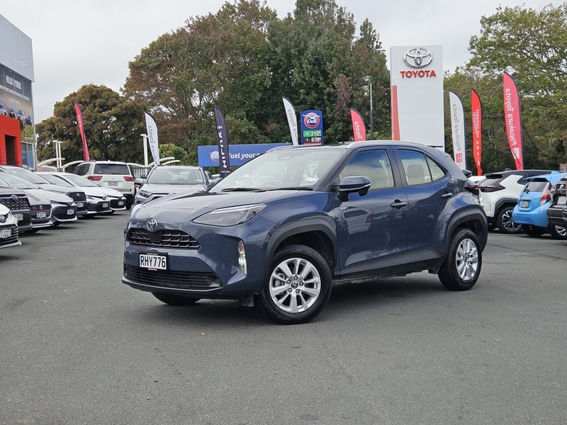 2025 Toyota Yaris Cross GX 1.5P HYBRID image 2
