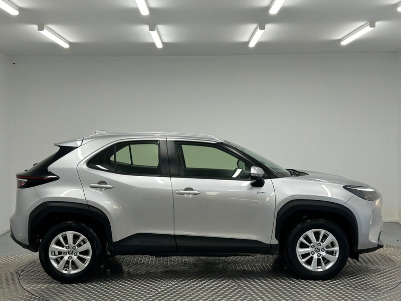 2025 Toyota Yaris Cross GX 1.5P Hybrid image 2