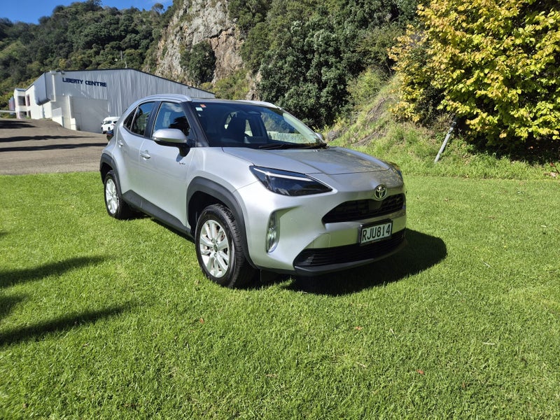 2025 Toyota Yaris Cross GX 1.5P Hybrid image 3