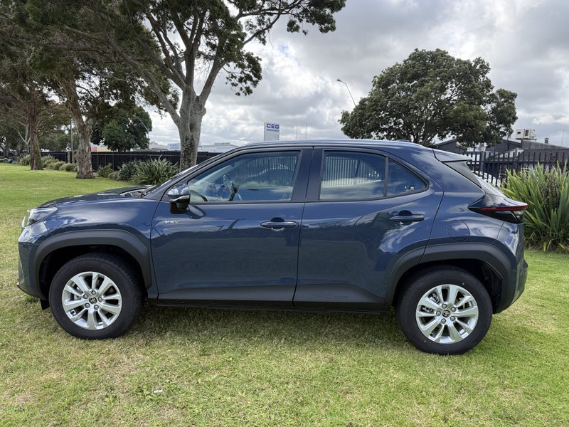 2025 Toyota Yaris Cross GX 1.5P Hybrid image 4