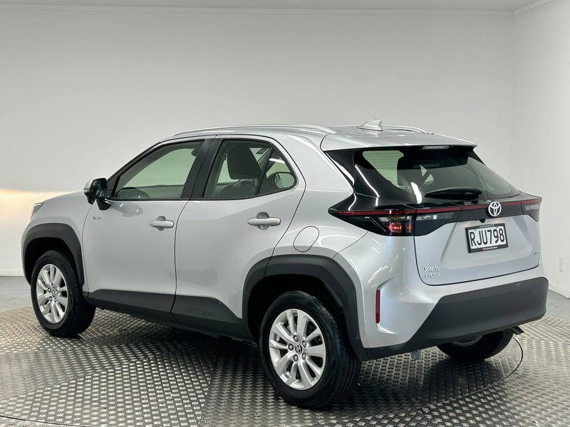 2025 Toyota Yaris Cross GX 1.5P Hybrid image 5