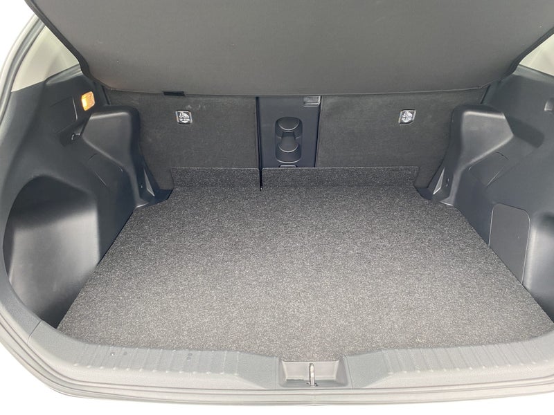 2025 Toyota Yaris Cross GX 1.5P Hybrid image 4