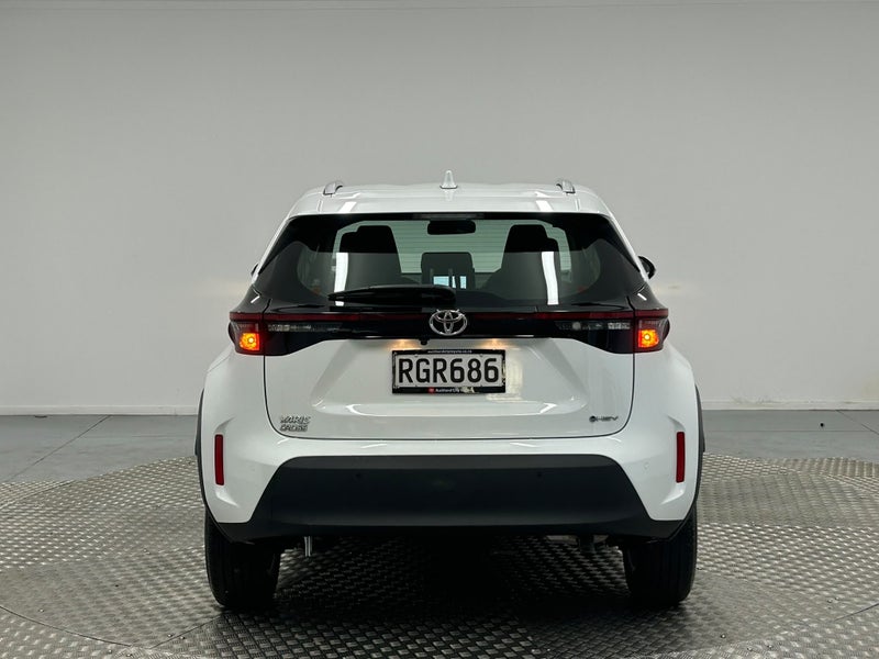 2025 Toyota Yaris Cross GX 1.5P Hybrid image 4