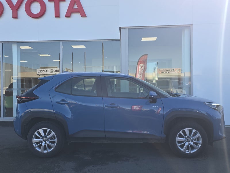 2025 Toyota Yaris Cross GX 1.5P HYBRID Auto image 2