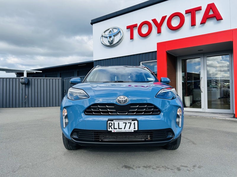2025 Toyota Yaris Cross GX 1.5P Hybrid FWD Auto... image 2