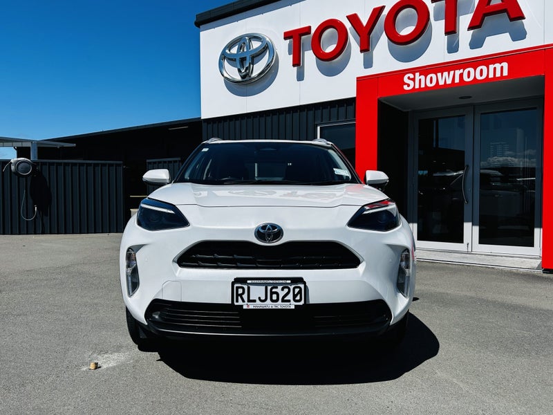 2025 Toyota Yaris Cross GX 1.5P Hybrid FWD Auto... image 2