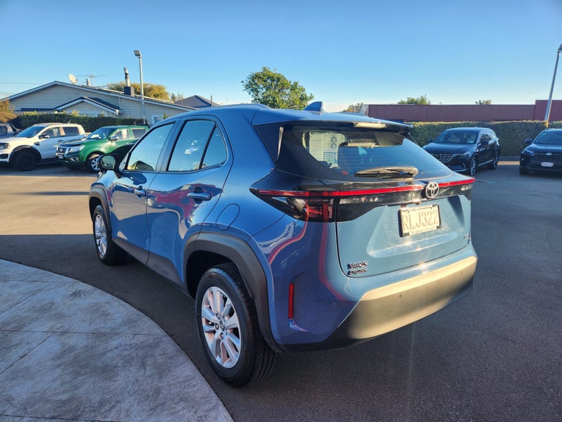 2025 Toyota Yaris Cross GX 1.5P Hybrid FWD Auto... image 5