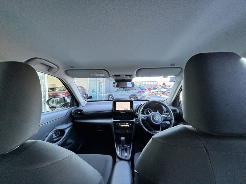 2025 Toyota Yaris Cross GX 1.5P HYBRID POPULAR... image 2