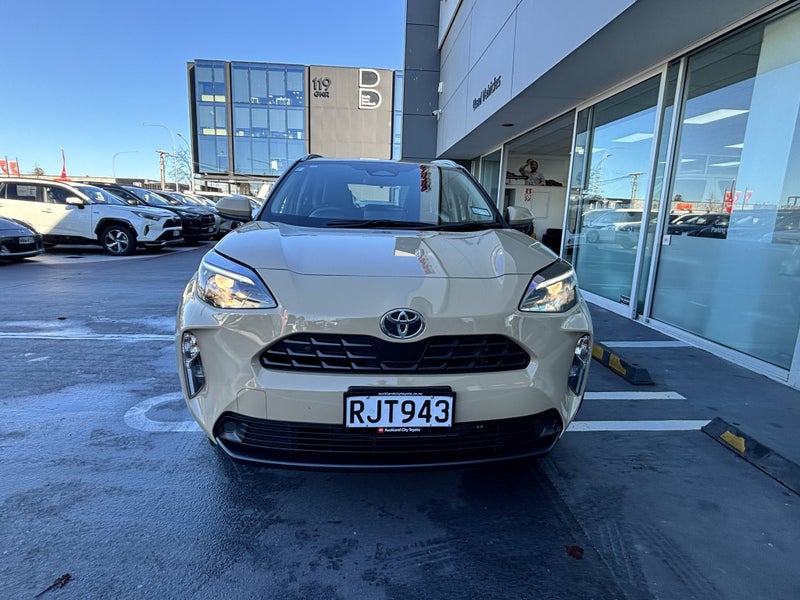 2025 Toyota Yaris Cross GX 1.5P HYBRID POPULAR... image 4