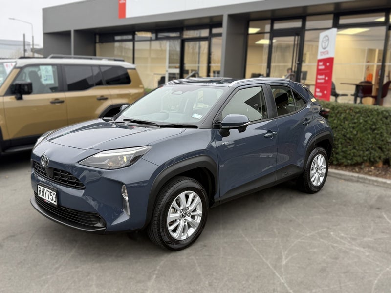 2025 Toyota Yaris Cross GX 1.5P HYBRID, Push Start image 3