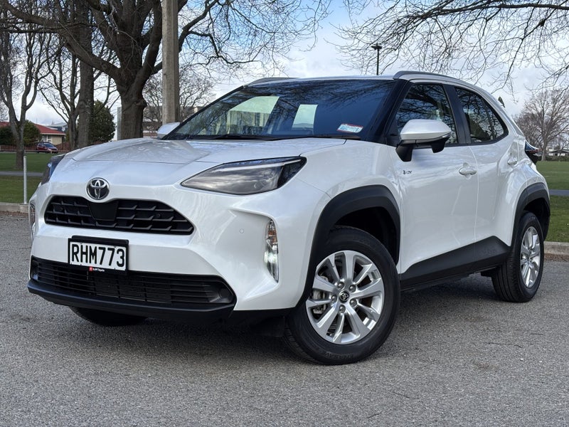 2025 Toyota Yaris Cross Gx 1.5Ph/Hd image 3