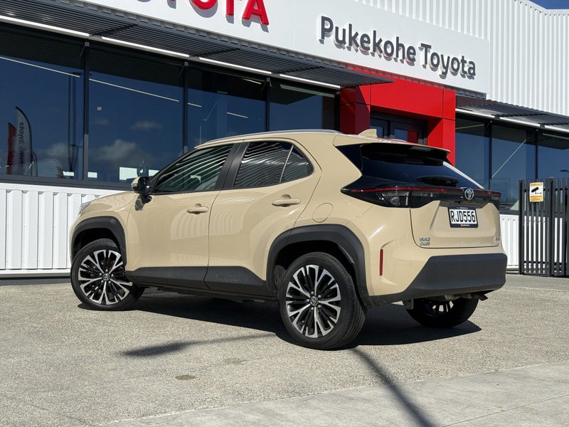 2025 Toyota Yaris Cross Limited 1.5P HEV image 5