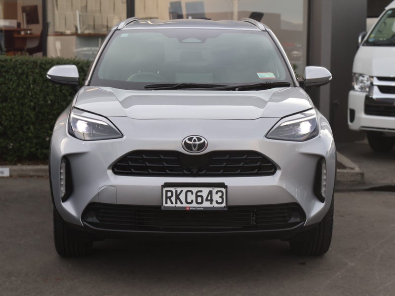 2025 Toyota Yaris Cross Limited 1.5P HEV ECVT F... image 2