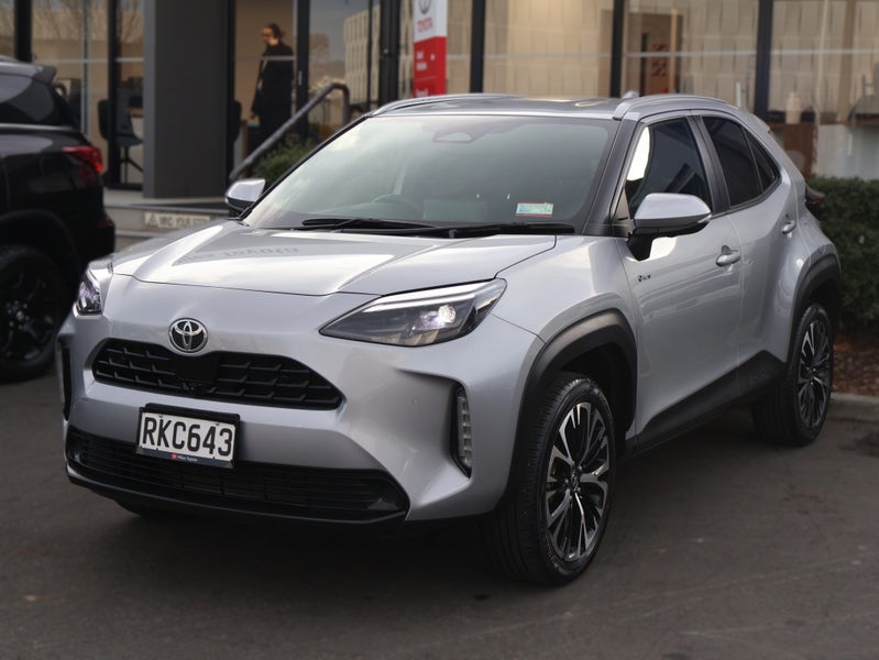 2025 Toyota Yaris Cross Limited 1.5P HEV ECVT F... image 3