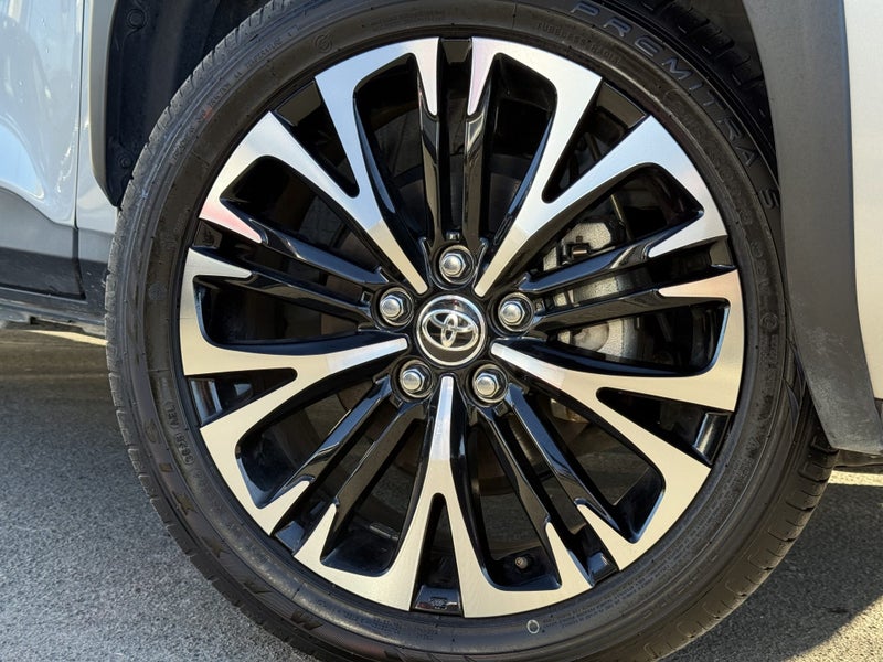 2025 Toyota Yaris Cross Limited 1.5P HYBRID image 3