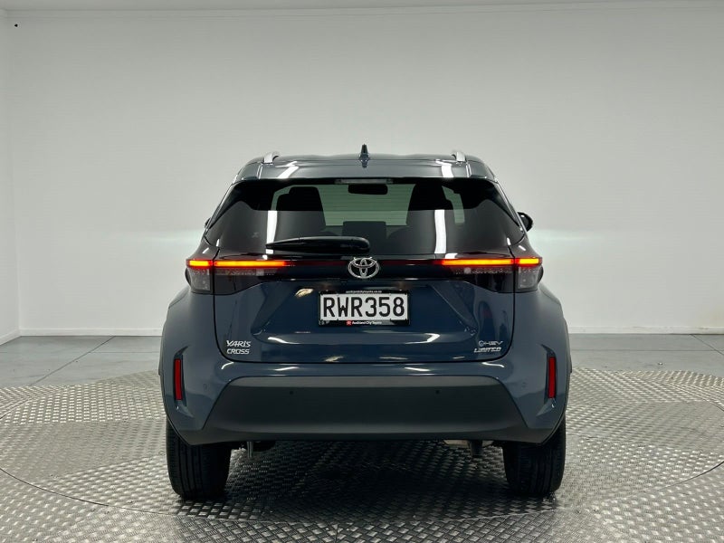2025 Toyota Yaris Cross Limited 1.5P Hybrid image 4
