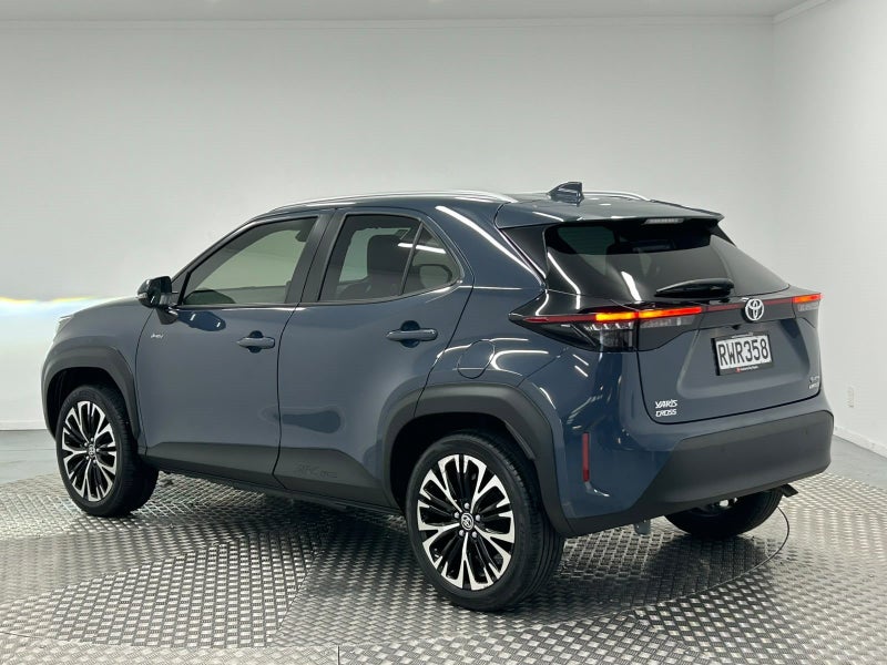 2025 Toyota Yaris Cross Limited 1.5P Hybrid image 5