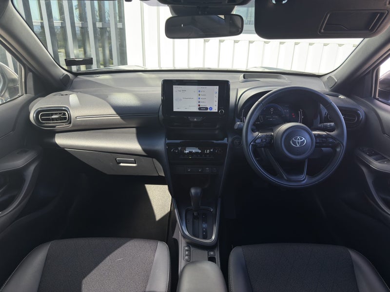 2025 Toyota Yaris Cross Limited 1.5P HYBRID ECV... image 2