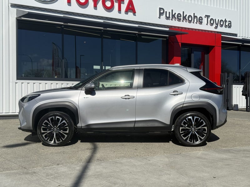 2025 Toyota Yaris Cross Limited 1.5P HYBRID ECV... image 4