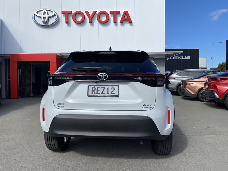 2025 Toyota Yaris Cross Limited Hybrid image 4