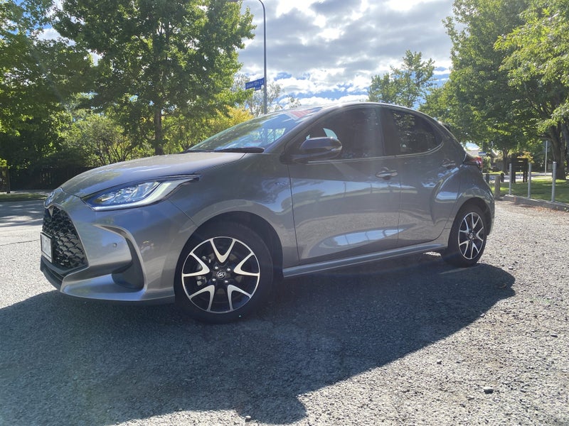 2025 Toyota Yaris Cross ZR 1.5PH Hatch image 3