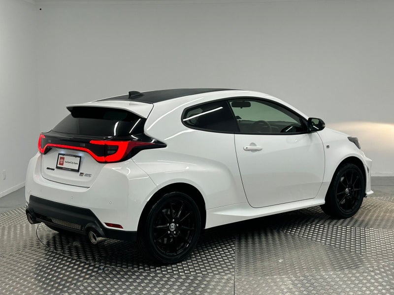 2025 Toyota Yaris GR 1.6P 4WD 6 Speed Manual image 3