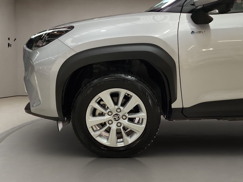 2025 Toyota Yaris GX 1.5L Hybrid FWD SUV image 5