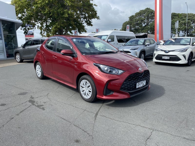 2025 Toyota Yaris GX 1.5P HEV ECVT FWD HB/5D/5S image 2