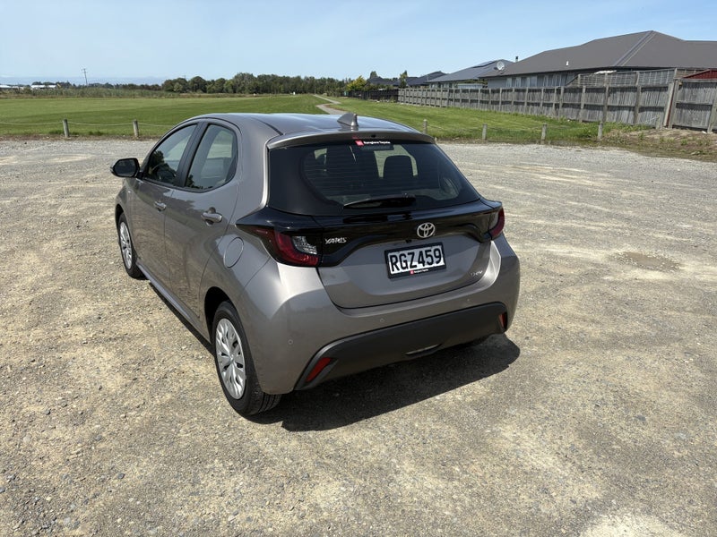 2025 Toyota Yaris GX 1.5P HEV ECVT FWD HB/5D/5S image 2