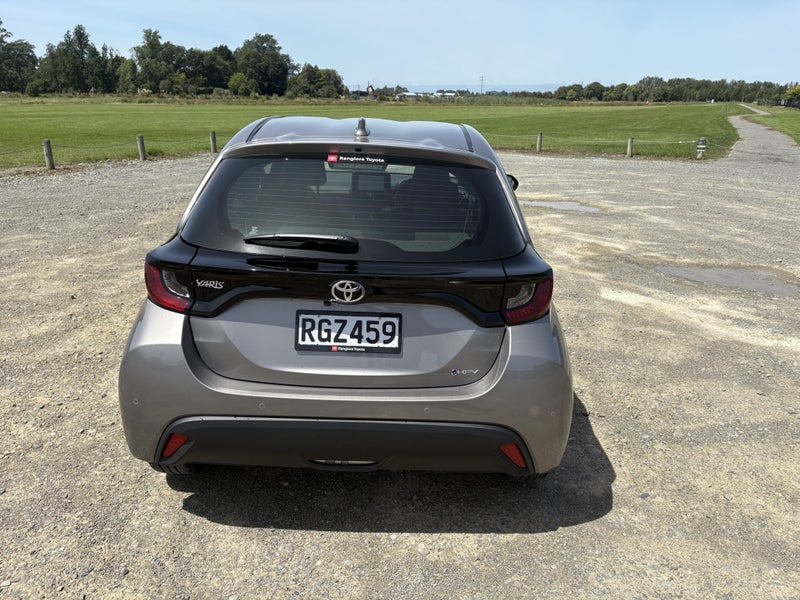 2025 Toyota Yaris GX 1.5P HEV ECVT FWD HB/5D/5S image 4