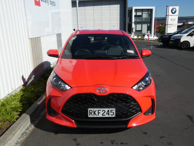 2025 Toyota Yaris GX 1.5P HEV ECVT FWD HB/5D/5S... image 3